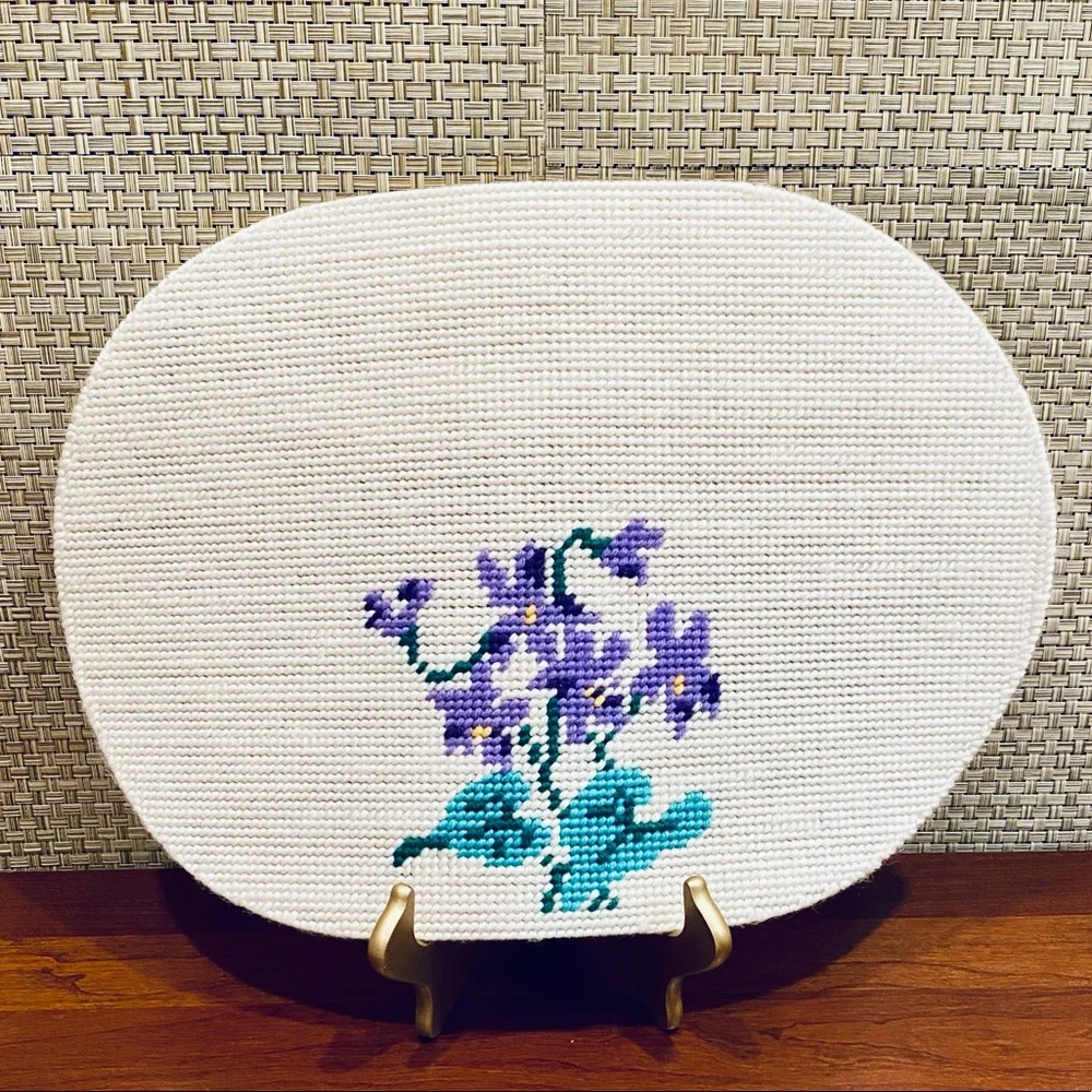 🌟HP🌟NWOT Handmade Needlepoint Floral Placemats 4